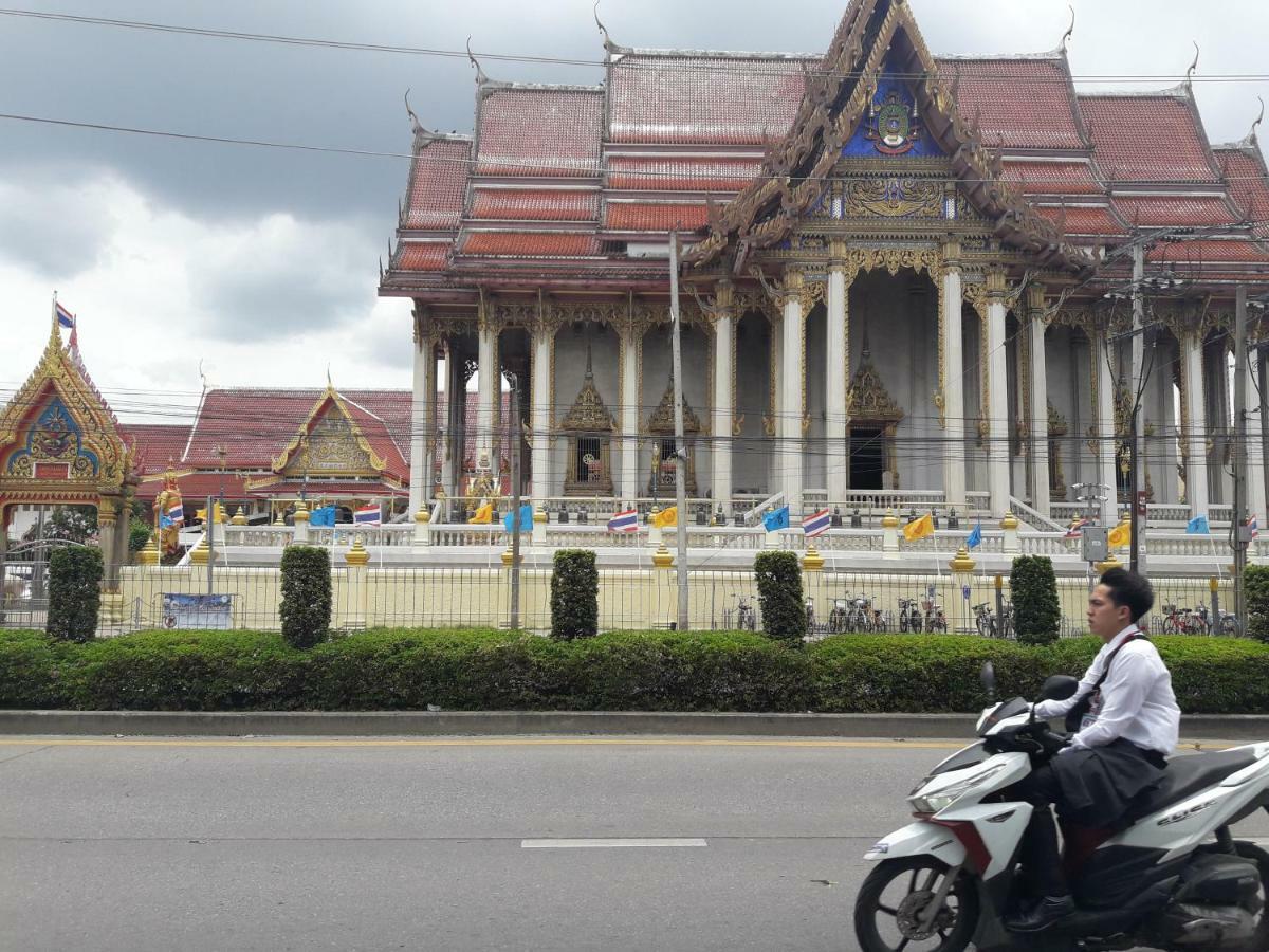 Backpack Planet Vandrarhem Bangkok Exteriör bild